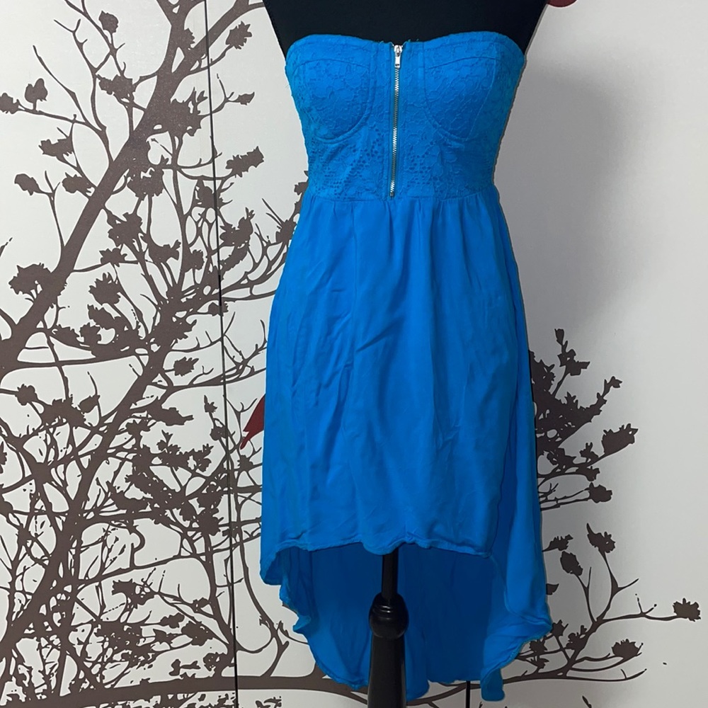 Seductions Size Small Baby Blue Strapless Flowy Dress $15
